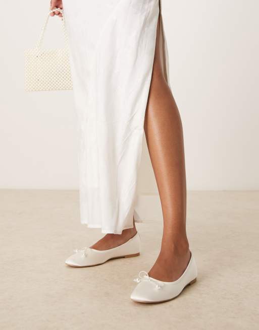 Be Mine Adyra ballet shoes with bow detail in ivory, 3 of 4