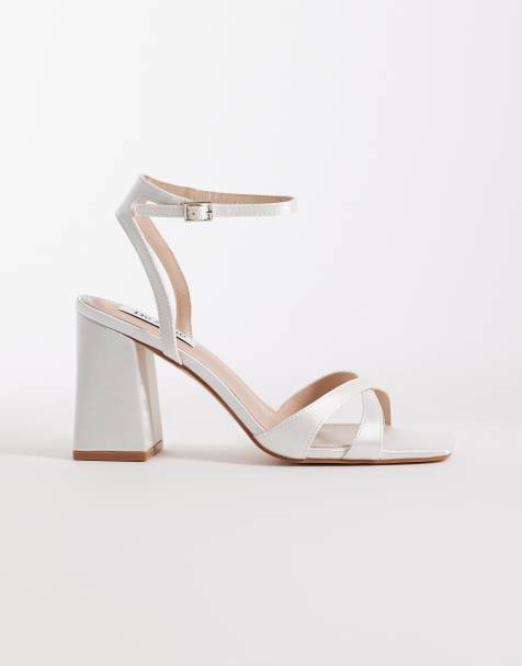 Be Mine - Alt til bruden - Eshme - Elfenbenshvide sandaler med blokhæl i satin - view 1