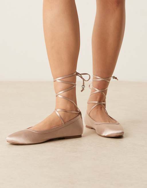 Be Mine Bridal – April – Ballerinas aus altrosa Satin mit Beinschnürung, 4 von 4