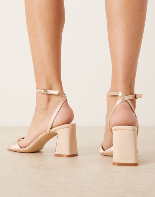 Be Mine – Bridal Cora – Sandalen aus Satin in Rosé mit Absatz, 3 von 4