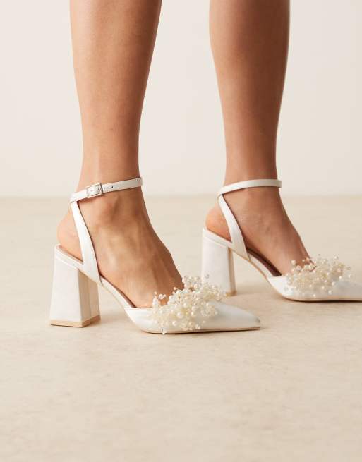 Be Mine Bridal Tanika block heeled shoes with pearls in ivory satin, 4 of 4