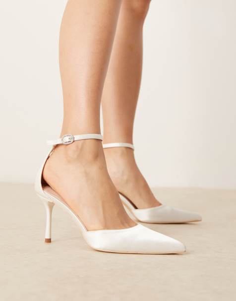 Be Mine Bridal Vennie kitten heel shoes in ivory - view 1