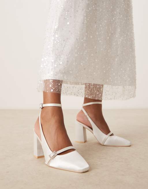 Be Mine - Harriot - Ballerine con tacco alto largo in raso color avorio con fibbia