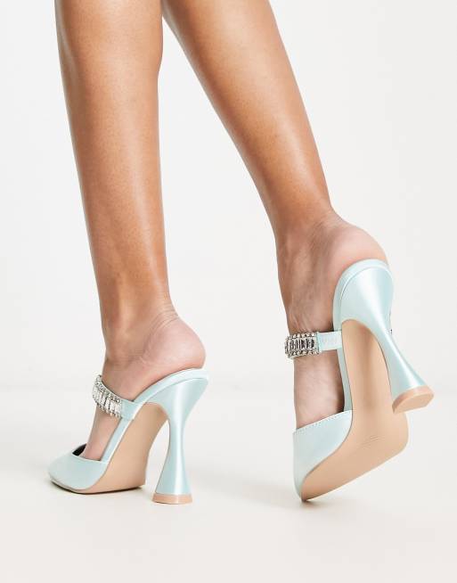 Be Mine – Malisha – Niebieskie satynowe buty na obcasie bez pięty, 2 z 4
