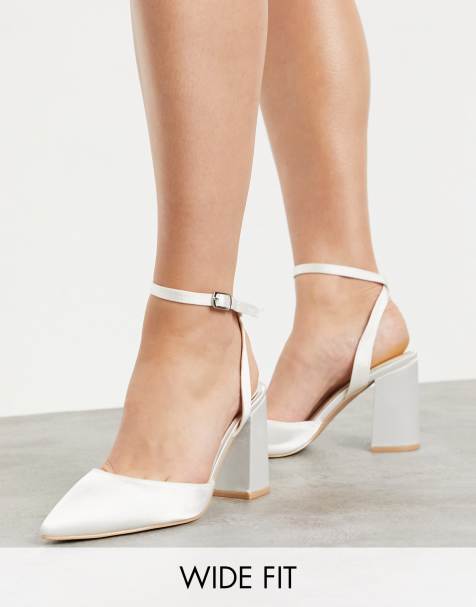 Asos chaussures 2025 pieds larges