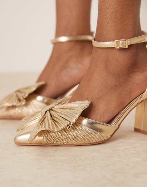 Be Mine – Sierra – Guldfärgade pumps med klackar, rosett i satin och bred passform, 4 av 4
