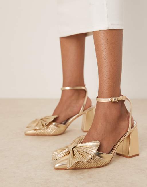 Be Mine - Sierra - Guldfarvede pumps med hæl og sløjfedetalje i satin, 4 af 4