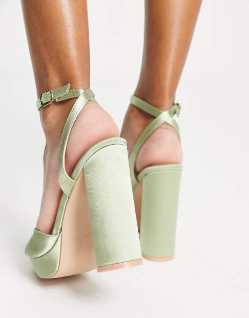 Be Mine Vanyaa platform heeled shoes in sage green