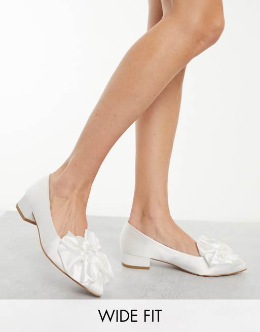 Wide fit hotsell white ballet pumps