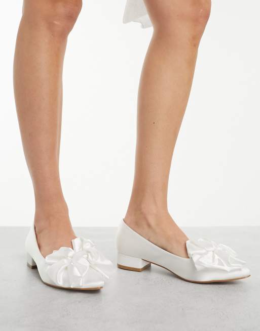 Wide fit shop white flat shoes