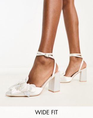 Akiva Bridal heeled shoes with embellished corsage in ivory satin-White