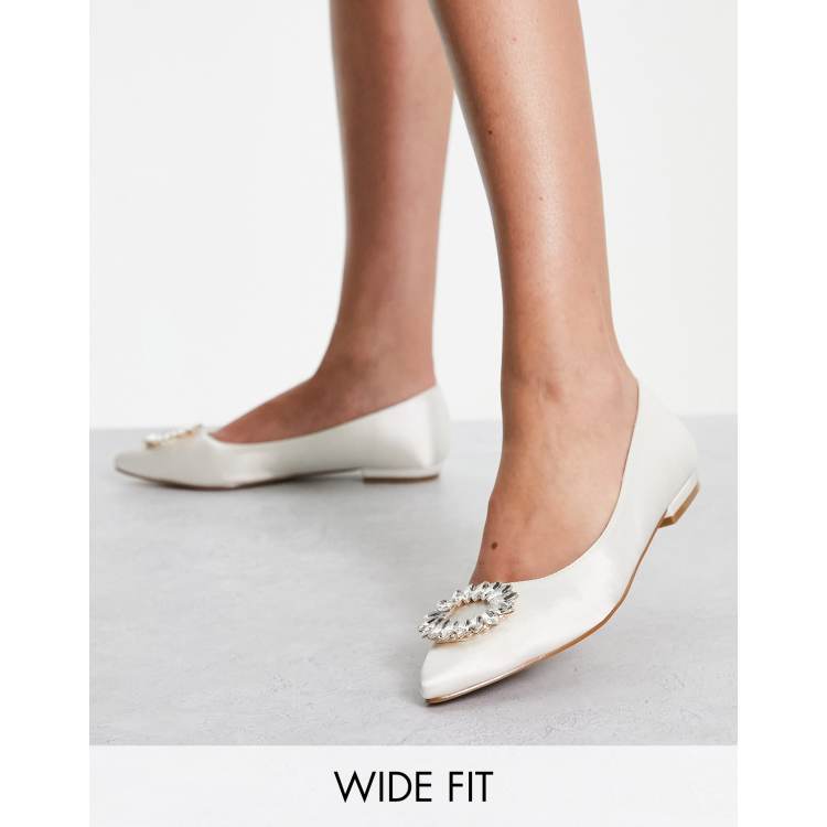 Wide sales bridal shoes