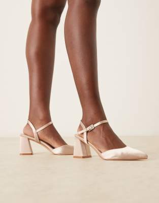 Bridal Ravina pointed toe block heeled shoes in blush