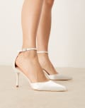 [Be Mine Wide Fit] Be Mine Wide Fit Bridal Vennie kitten heeled shoes in ivory-White 40 Ivory Satin