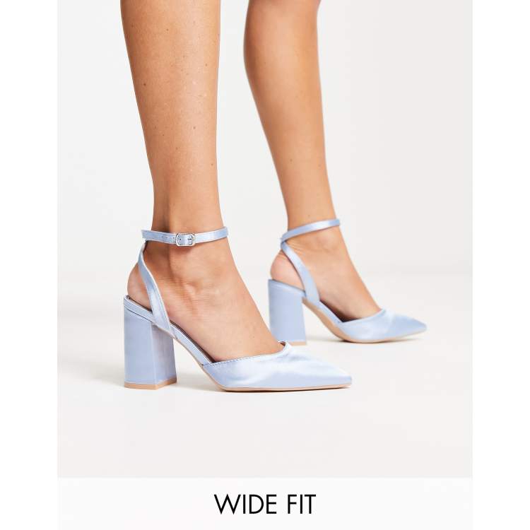 Baby blue 2025 block heel shoes