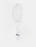 [Beauty Works] Beauty Works White Vegan-Friendly Bristle Brush-No colour No Size No colour