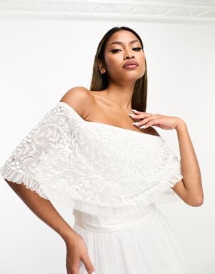 Beauut – Bridal – | und ASOS Gestuftes Weiß Maxikleid Oberteil in Carmen-Ausschnitt Tüll mit verziertem aus
