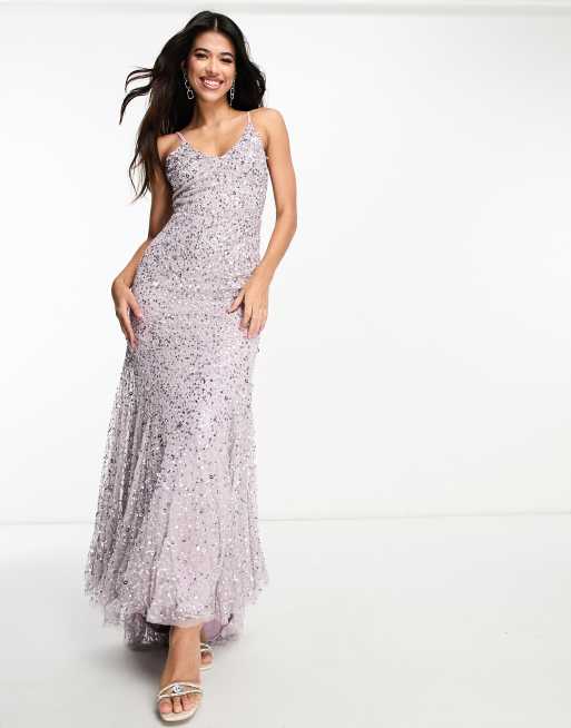 Beauut - Bruidsmeisjes - Maxi slipdress met camibandjes, versiering en sleep in gedempt lavendel