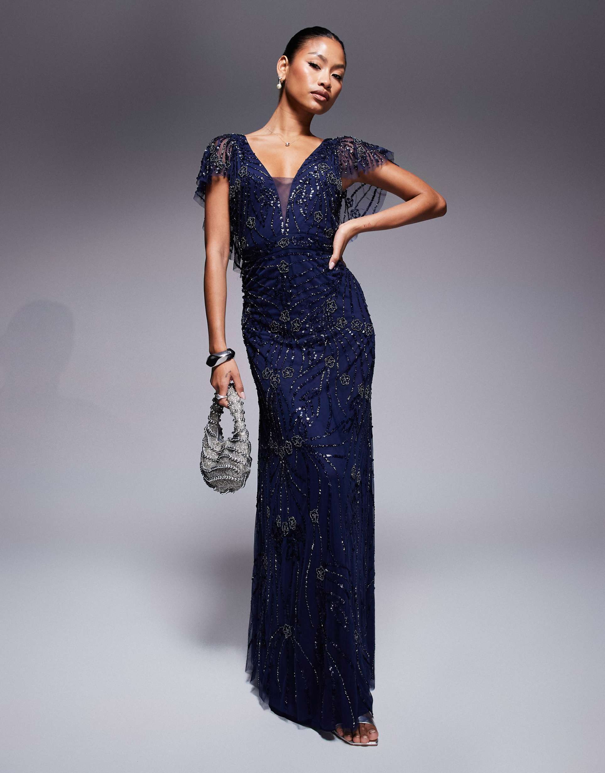 beauut cassie v-neck maxi dress in midnight blue
