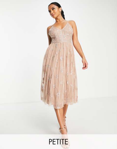 Beauut - Petite - Bruidsmeisjes - Midi jurk met delicate versiering en tule rok in taupe - view 1