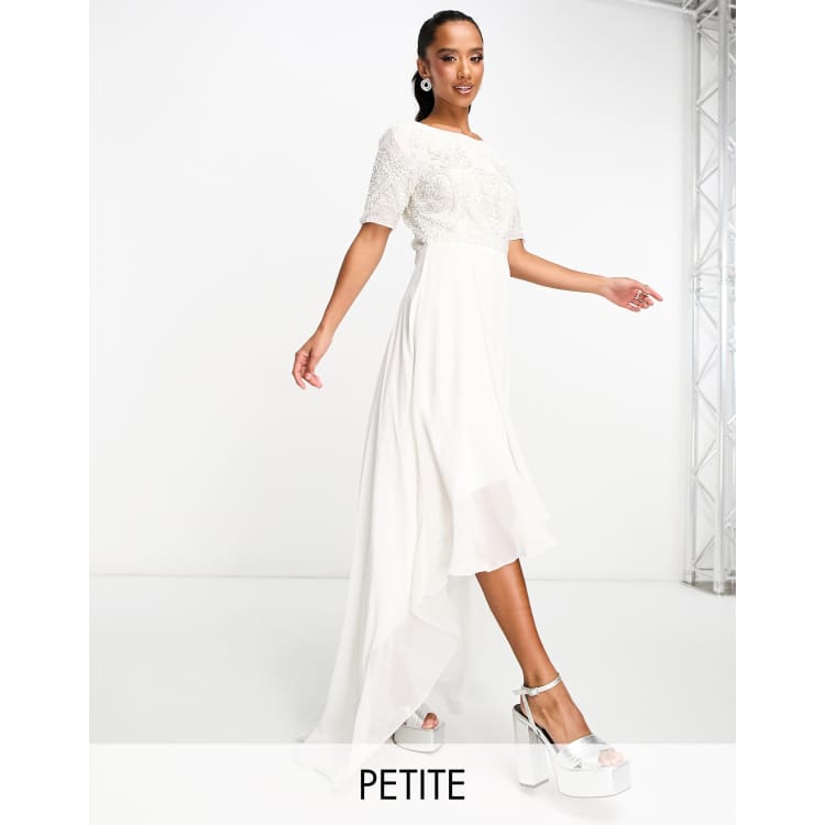 Robe courte devant longue derriere 2024 asos