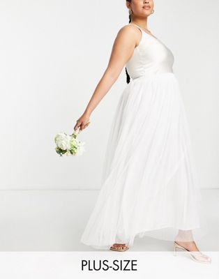 Beauut Plus Bridal tulle maxi skirt in white