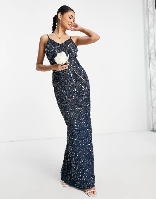 Beauut - Robe longue de demoiselle d'honneur à fines bretelles avec ornements sur l'ensemble - Bleu marine