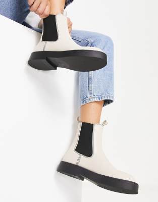 Bebo Sabina chelsea boots in ecru - ASOS Price Checker