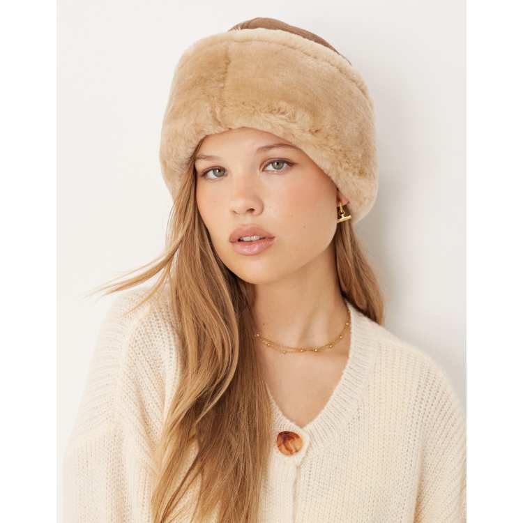 Becksondergaard dora shearling hat in tan | ASOS