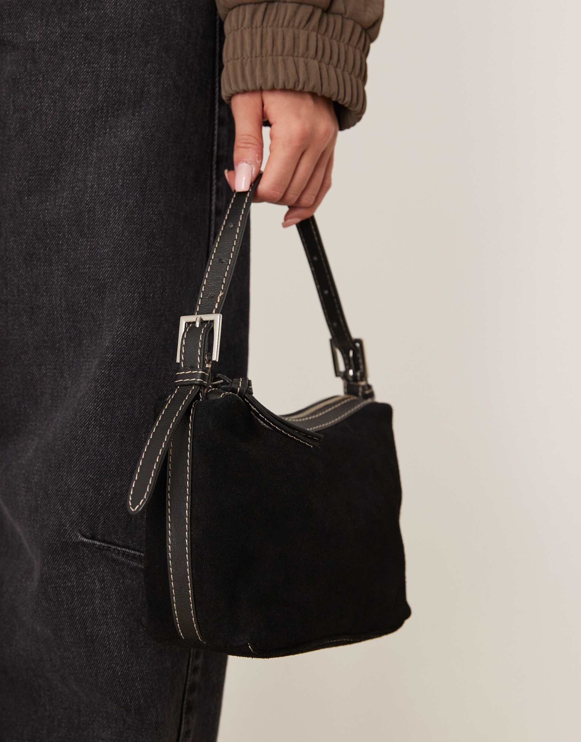 becksondergaard gwen suede shoulder bag in black
