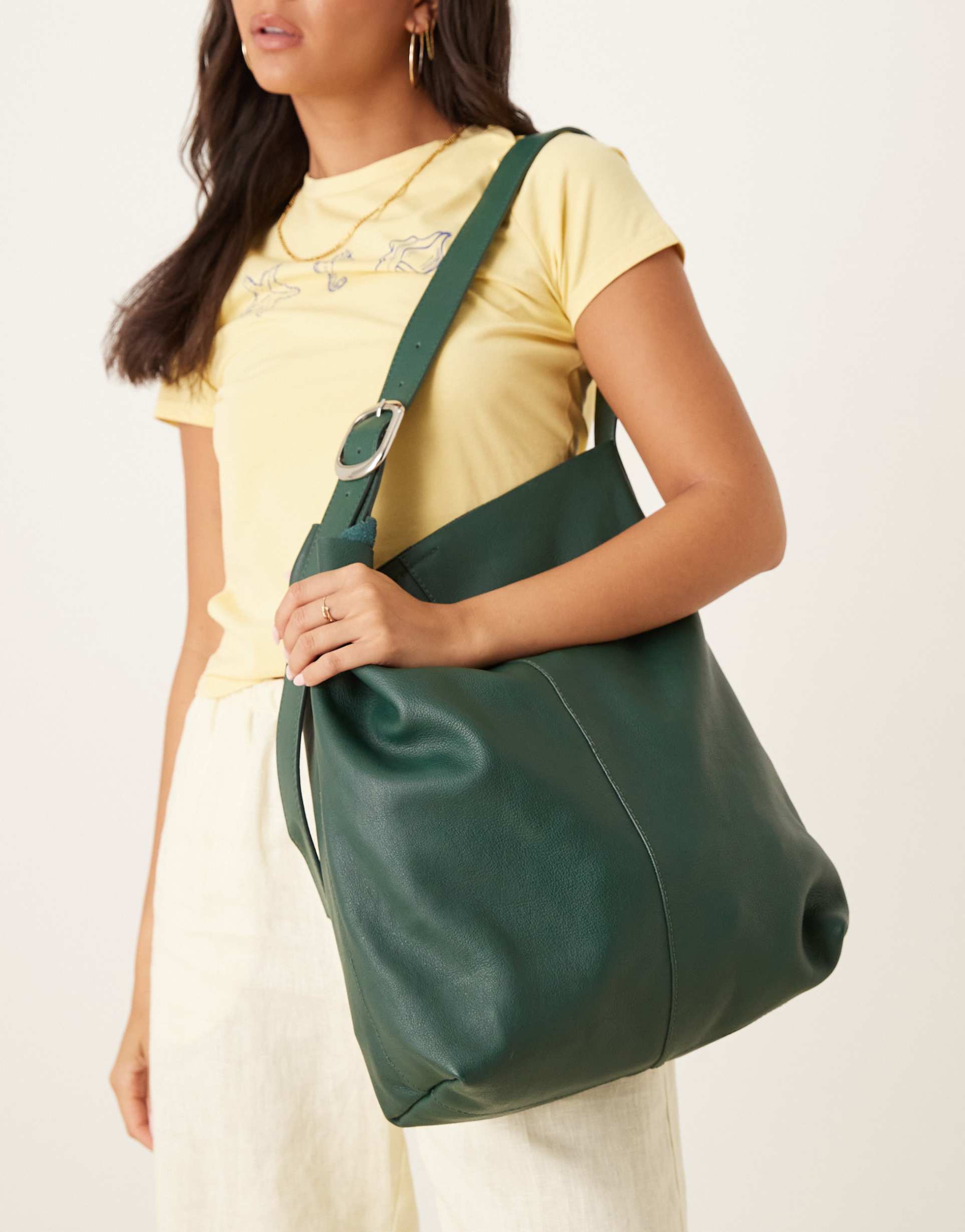 becksondergaard mae buckle detail leather shoulder tote bag in dark green