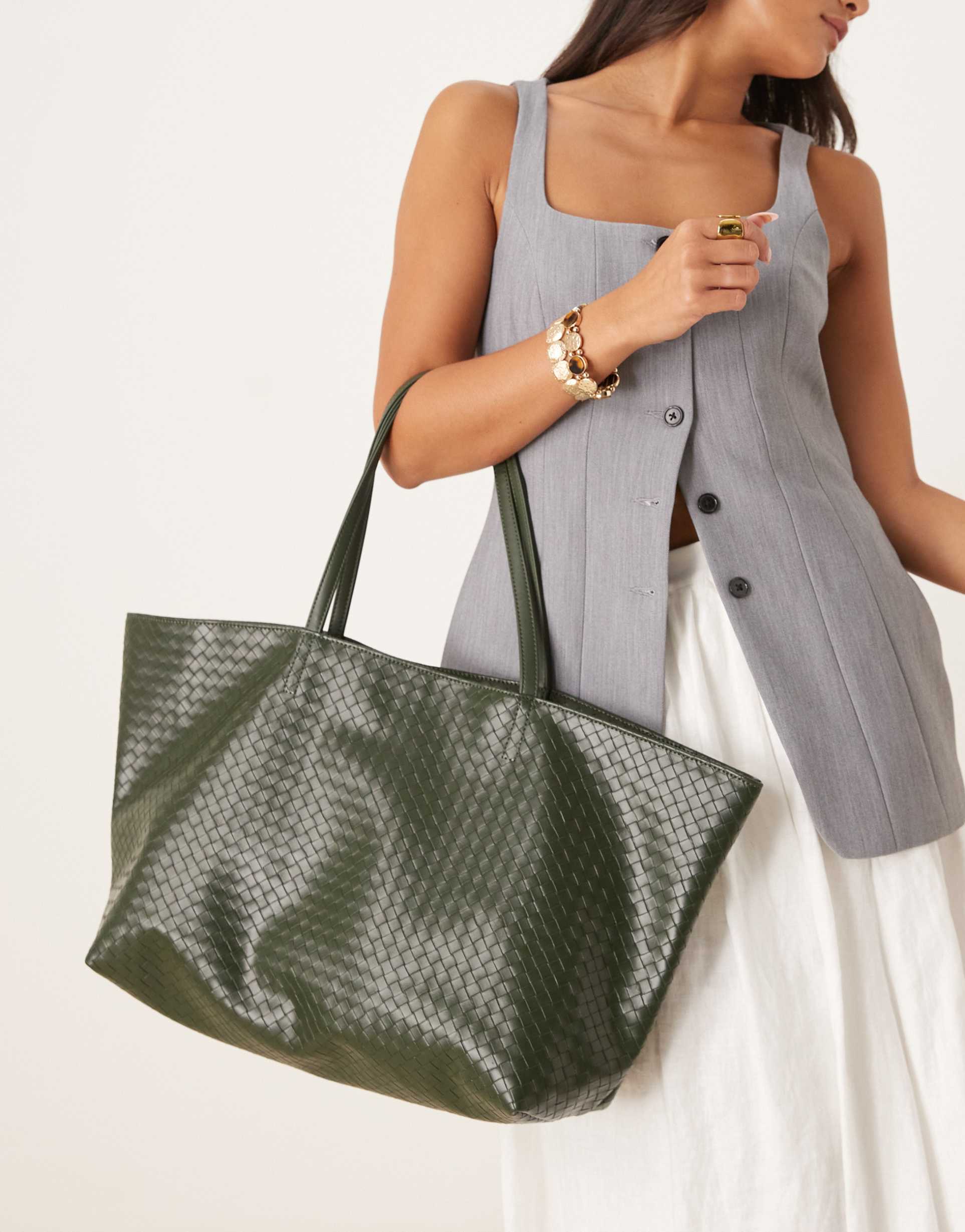 becksondergaard rallo lottie woven tote bag in dark green