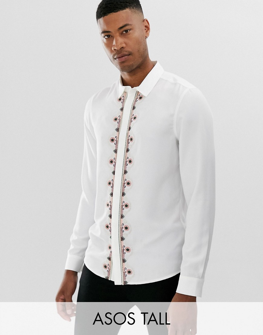 фото Белая атласная рубашка классического кроя с вышивкой asos edition tall-белый