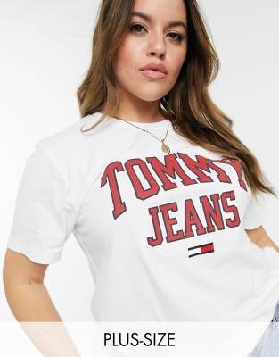 фото Белая футболка с логотипом спереди tommy jeans plus-белый