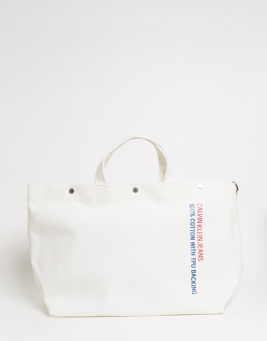 фото Белая парусиновая сумка-тоут в стиле милитари calvin klein-белый