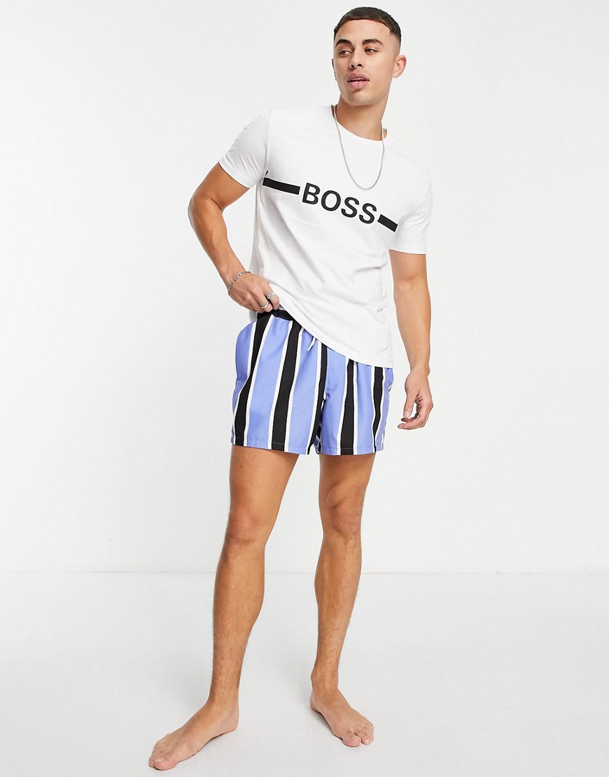 фото Белая приталенная футболка с крупным логотипом boss beachwear-белый boss bodywear