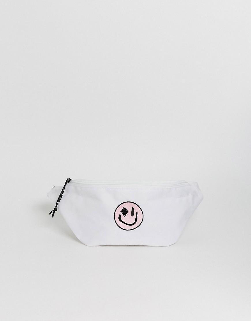фото Белая сумка-кошелек на пояс с логотипом asos design-белый