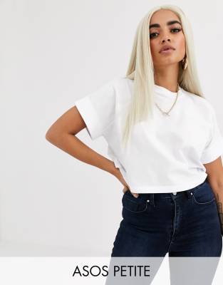 фото Белая укороченная футболка с отворотами на рукавах asos design petite-белый asos petite