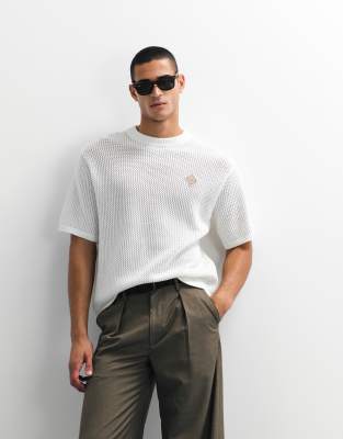 Belier Crew Neck Crochet Logo Patch T-shirt In White