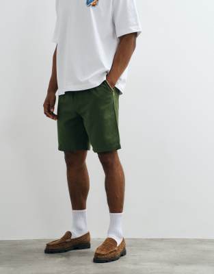 Belier Linen Mix Pull On Shorts In Green