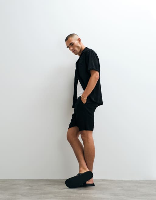 Belier textured seersucker shorts in black (part of a set), 2 of 5