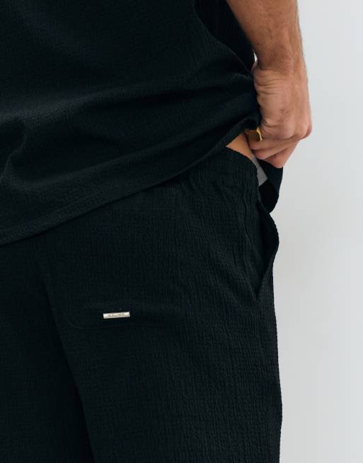 Belier textured seersucker shorts in black (part of a set), 5 of 5