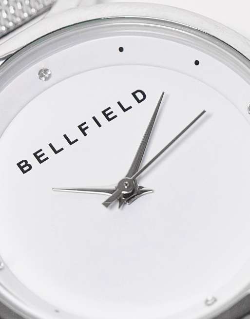 Bellfield – Armbanduhr mit Mesh-Armband in Silber und verdrehtem Design am Zifferblatt, 2 von 4