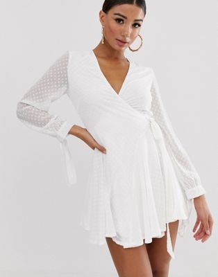 фото Белое приталенное чайное платье с запахом koco & k-белый