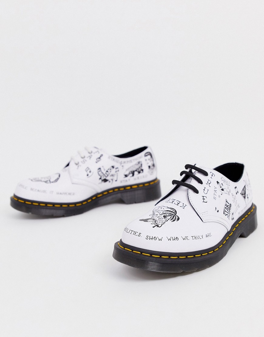 фото Белые ботинки с принтом и люверсами dr martens 1461 - 3 пары люверсов-черный