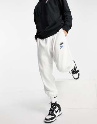 Nike Tracksuit Casual