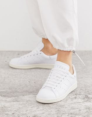 Белые тряпочные кроссовки