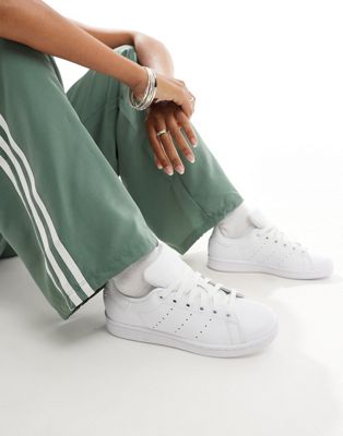 фото Белые кроссовки adidas originals-белый