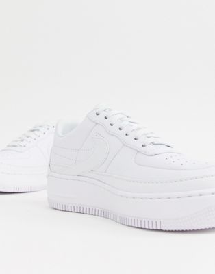 Белые кроссовки Nike Air Force 1 Jester 