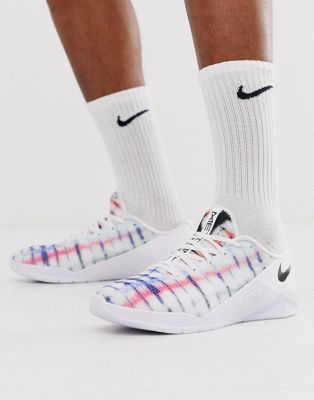 Белые кроссовки Nike Training Metcon 5 